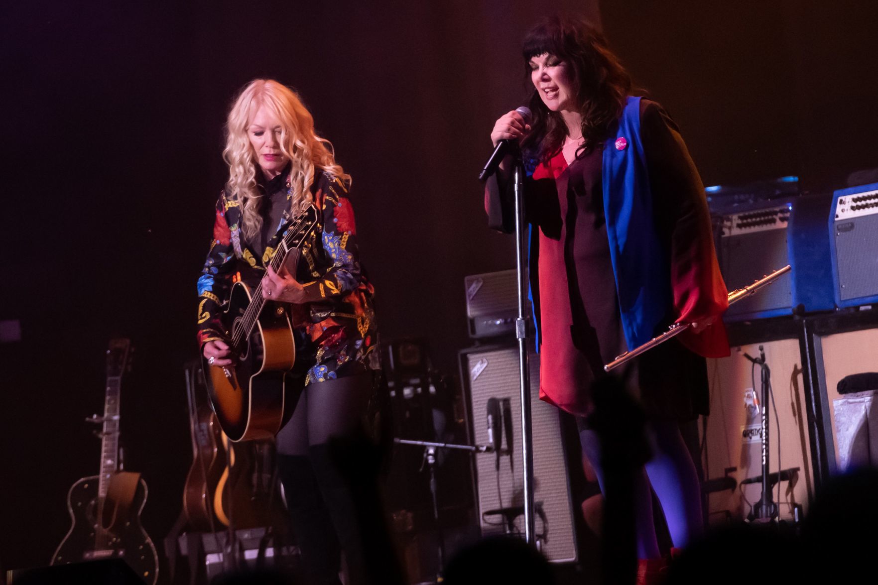 Heart kicks off 'Love Alive' tour at Hollywood Casino Amphitheatre